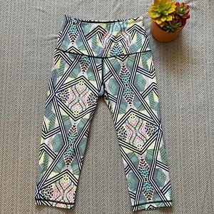 Victoria Secret Sport VSX Knockout Crop Leggings